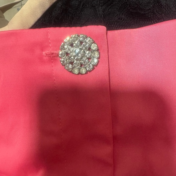 Zara Vibrant Pink Skirt - Picture 4 of 4